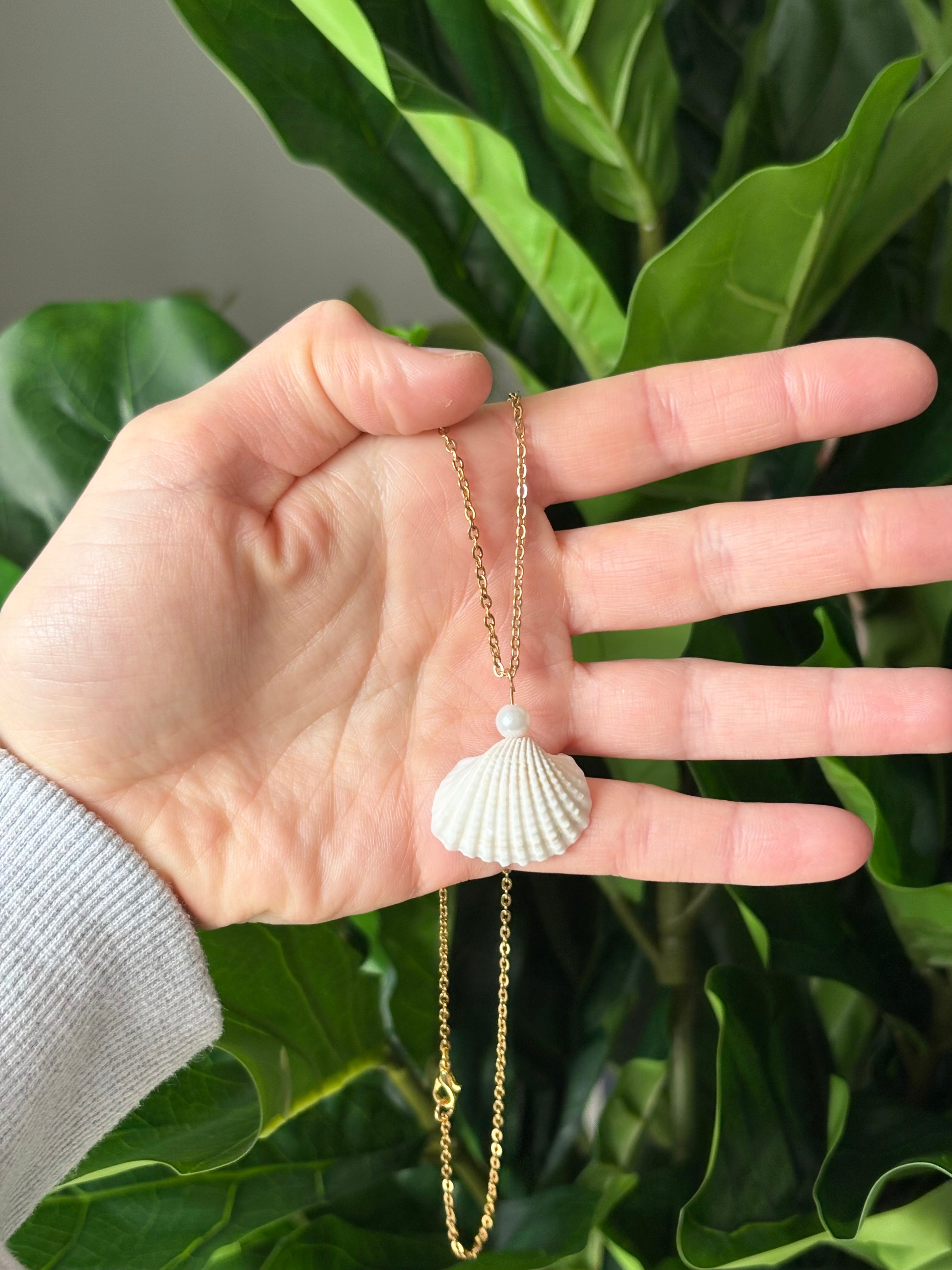 Shell & Pearl Pendant Necklace