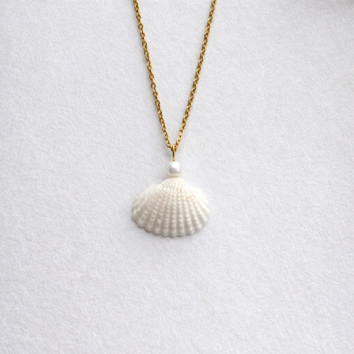 Shell & Pearl Pendant Necklace
